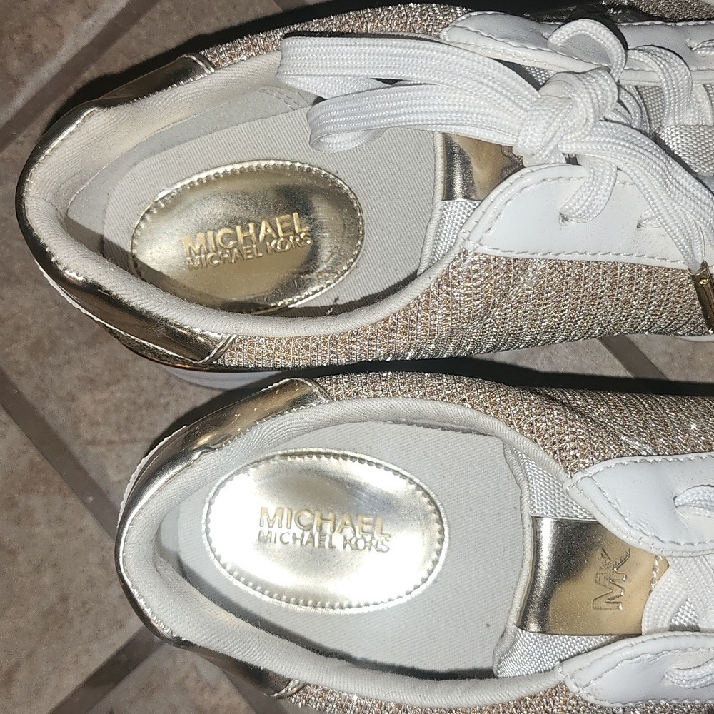 Michael Kors Sneakers - Picture 5 of 6